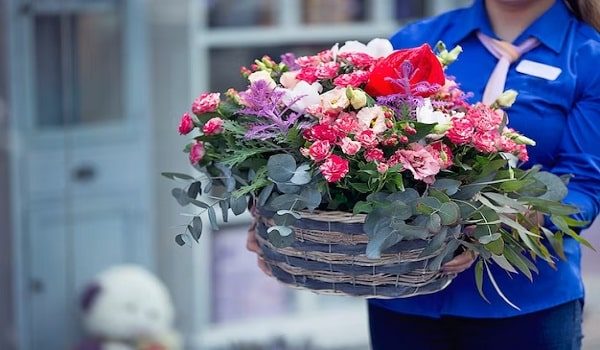 flower delivery Newatown
